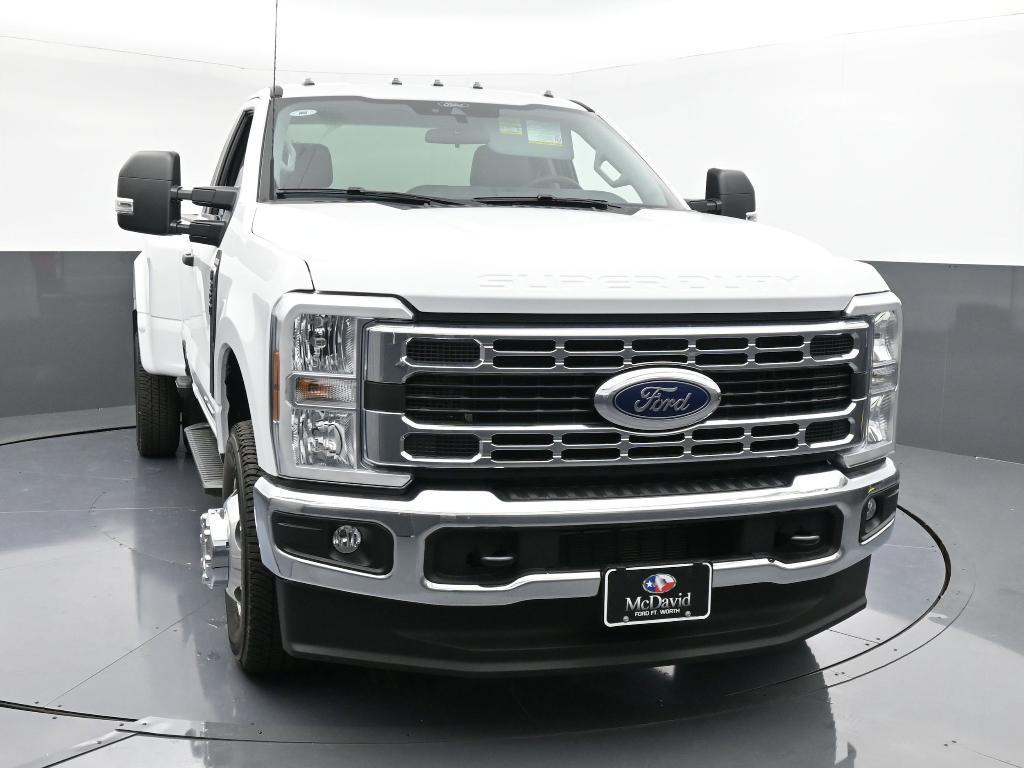 new 2025 Ford F-350 car, priced at $70,055
