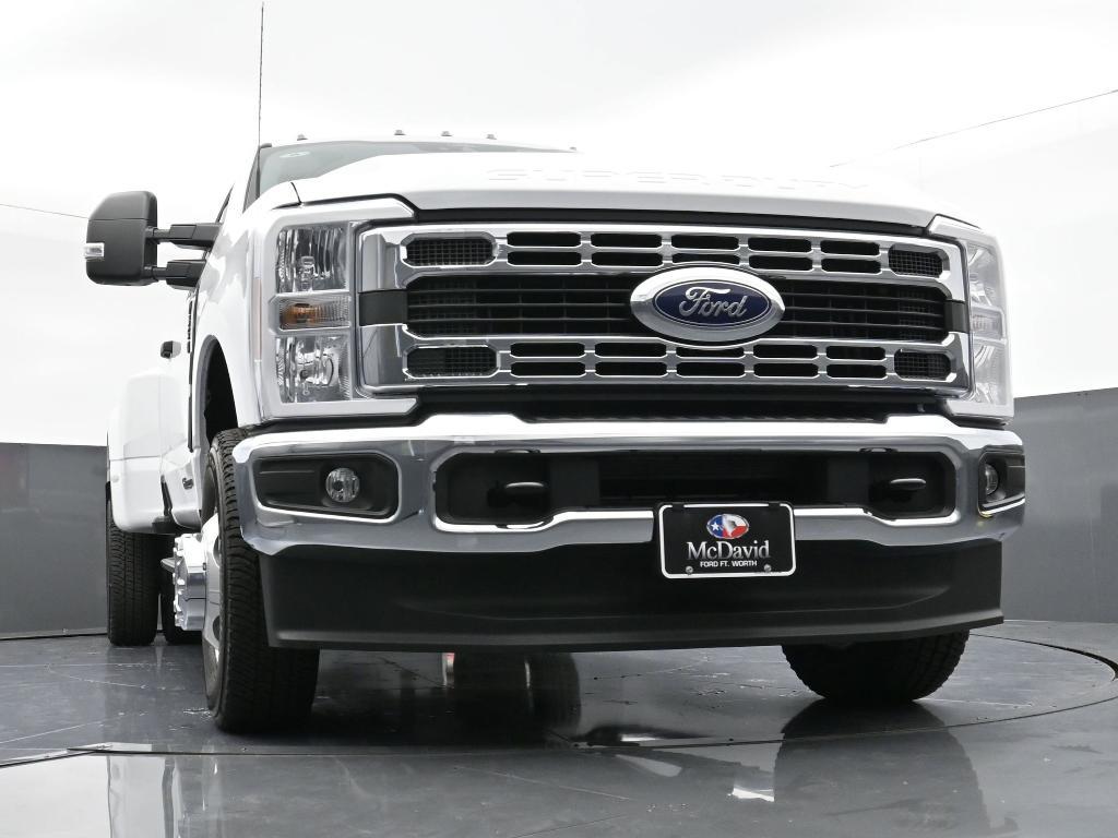 new 2025 Ford F-350 car, priced at $70,055