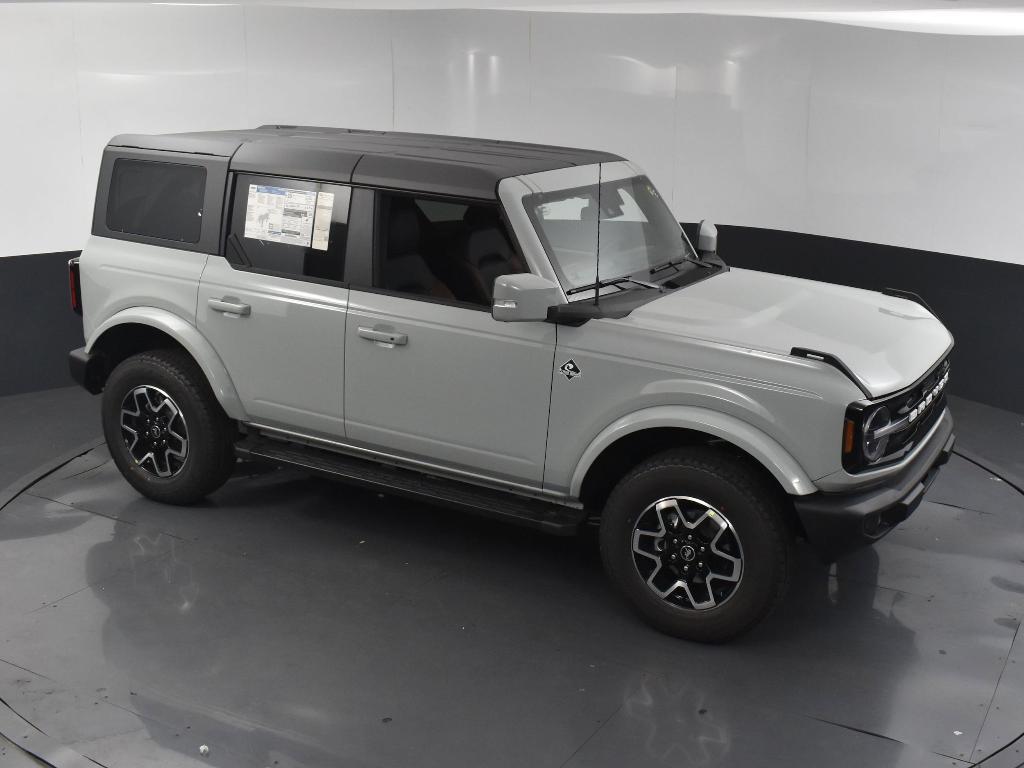 new 2024 Ford Bronco car, priced at $50,545