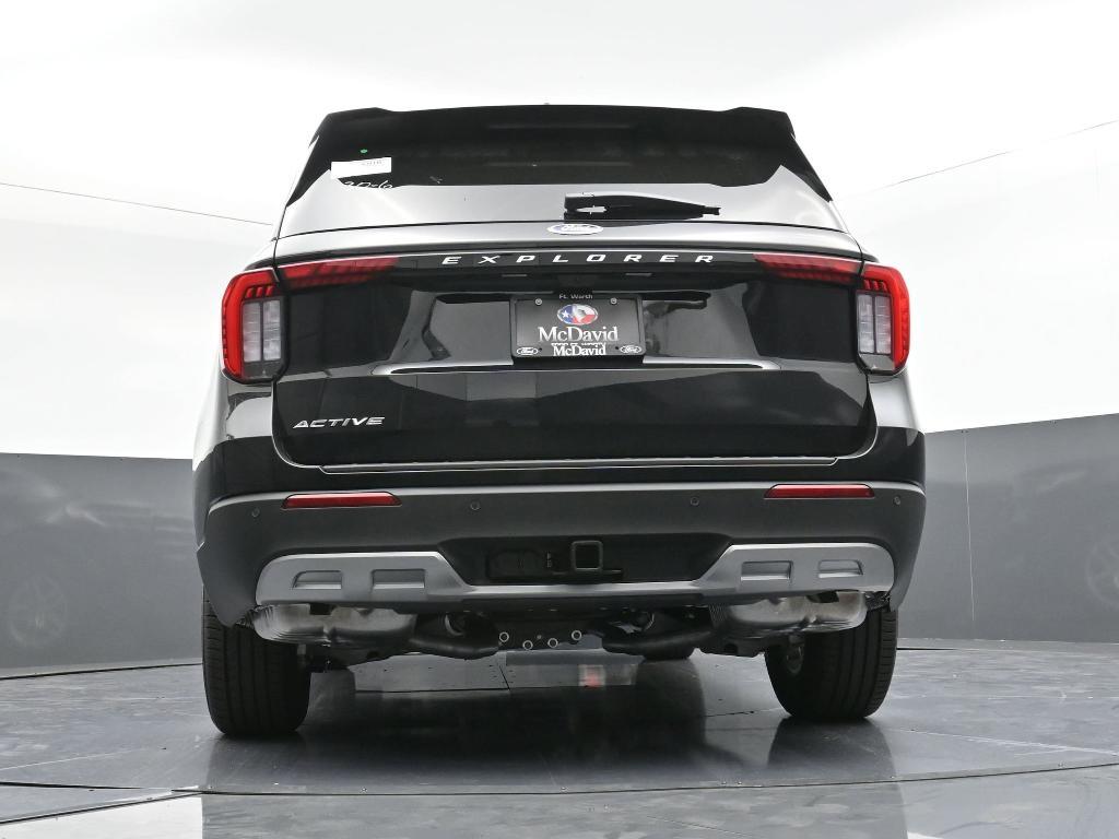 new 2025 Ford Explorer car, priced at $38,765