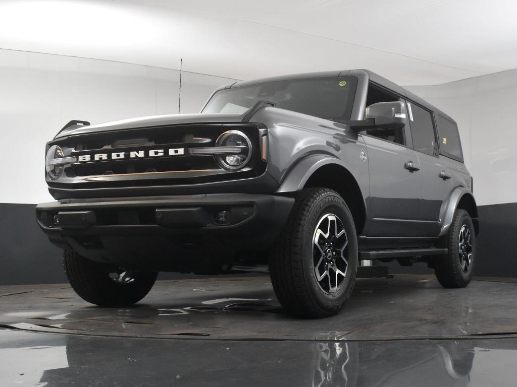 new 2024 Ford Bronco car, priced at $49,755