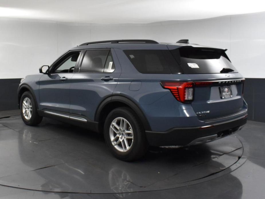 new 2025 Ford Explorer car, priced at $40,205