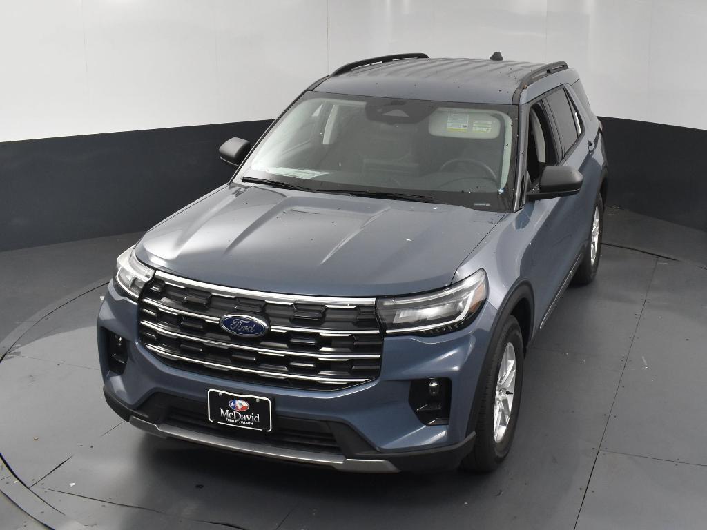 new 2025 Ford Explorer car, priced at $40,205