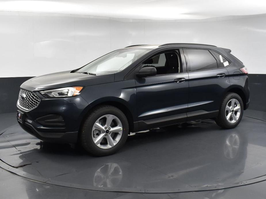 new 2024 Ford Edge car, priced at $29,920