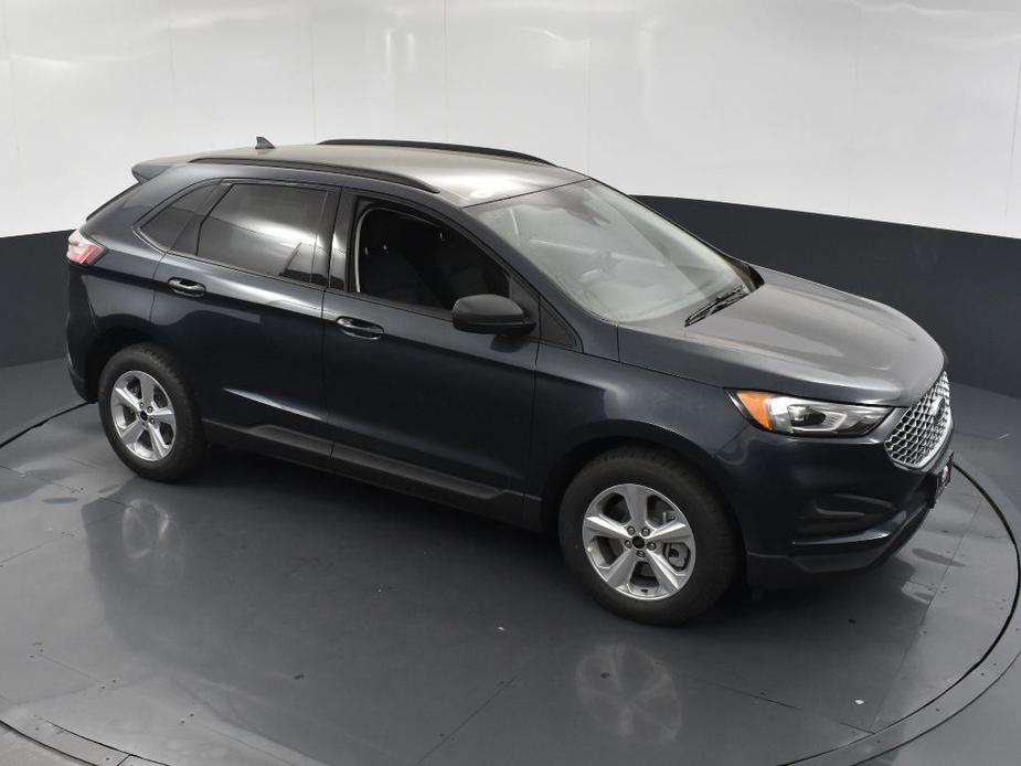 new 2024 Ford Edge car, priced at $29,920