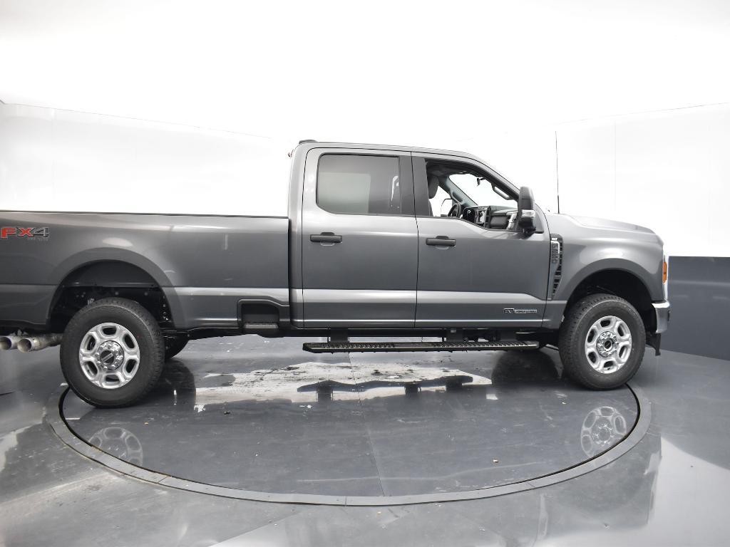 new 2025 Ford F-250 car, priced at $74,070