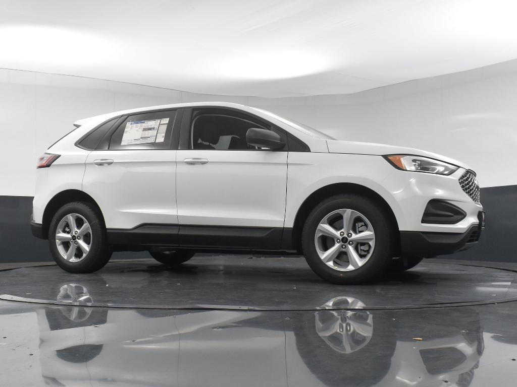 new 2024 Ford Edge car, priced at $29,260