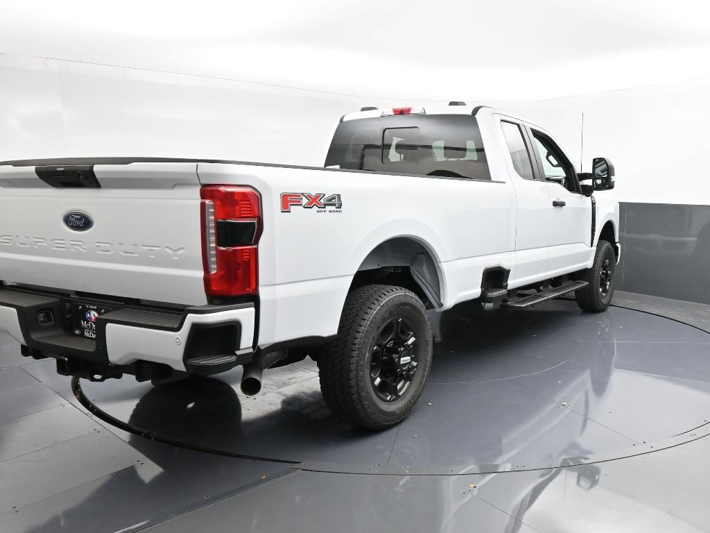 new 2025 Ford F-250 car, priced at $60,305