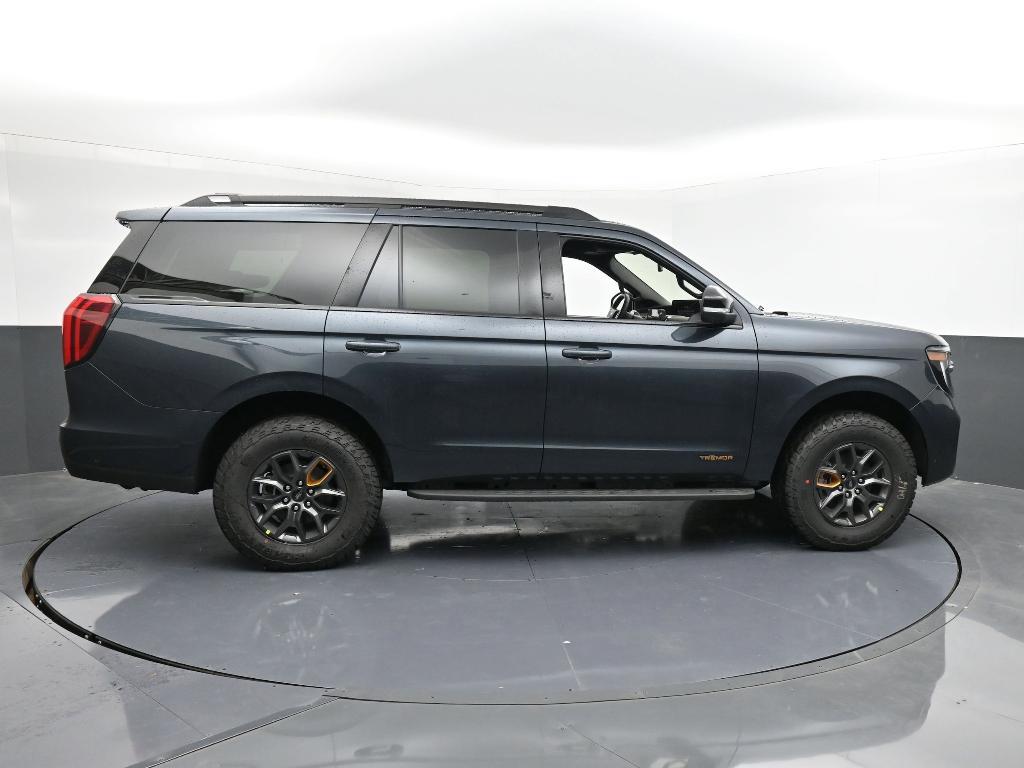 new 2025 Ford Expedition car, priced at $84,535