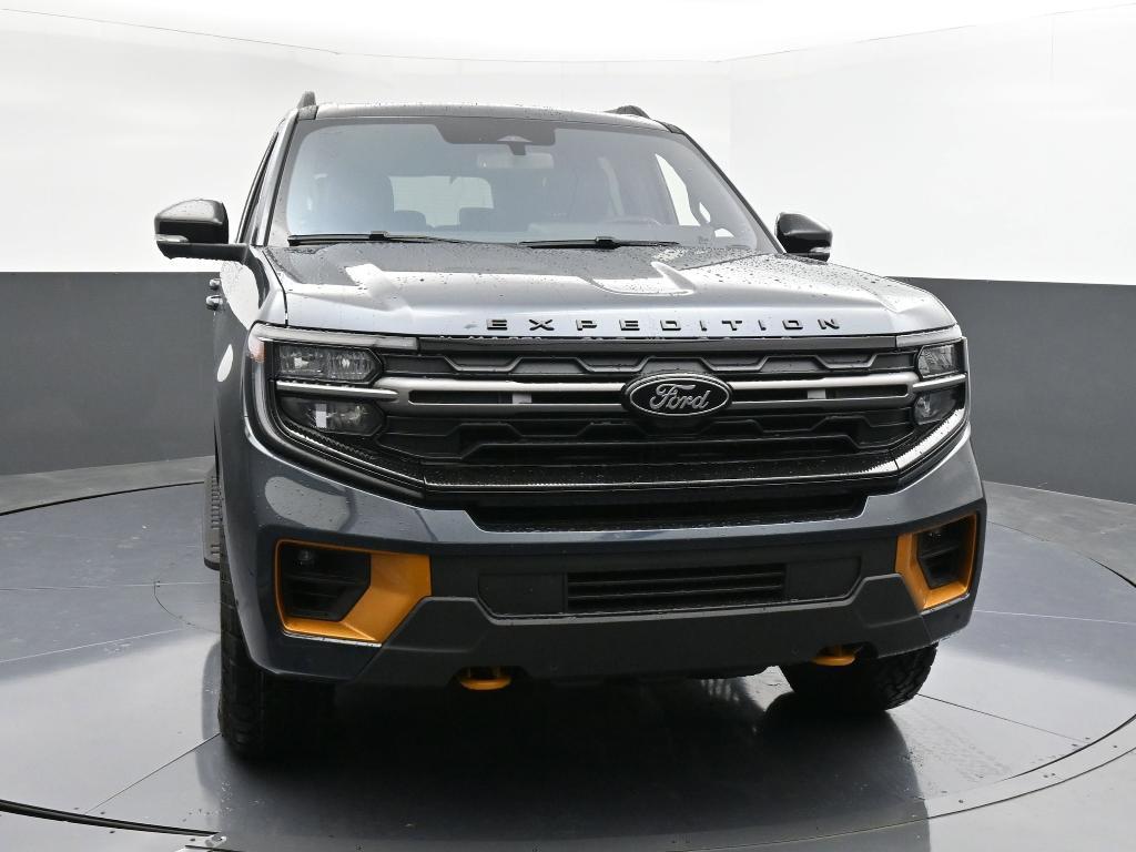new 2025 Ford Expedition car, priced at $84,535