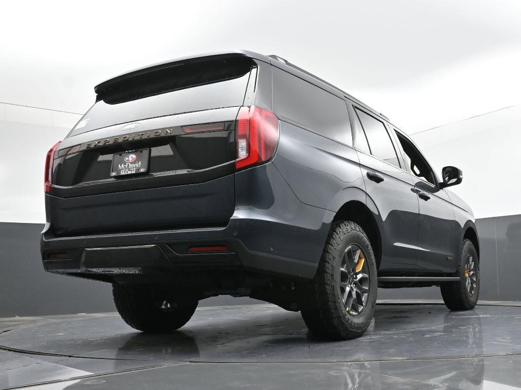 new 2025 Ford Expedition car, priced at $84,535