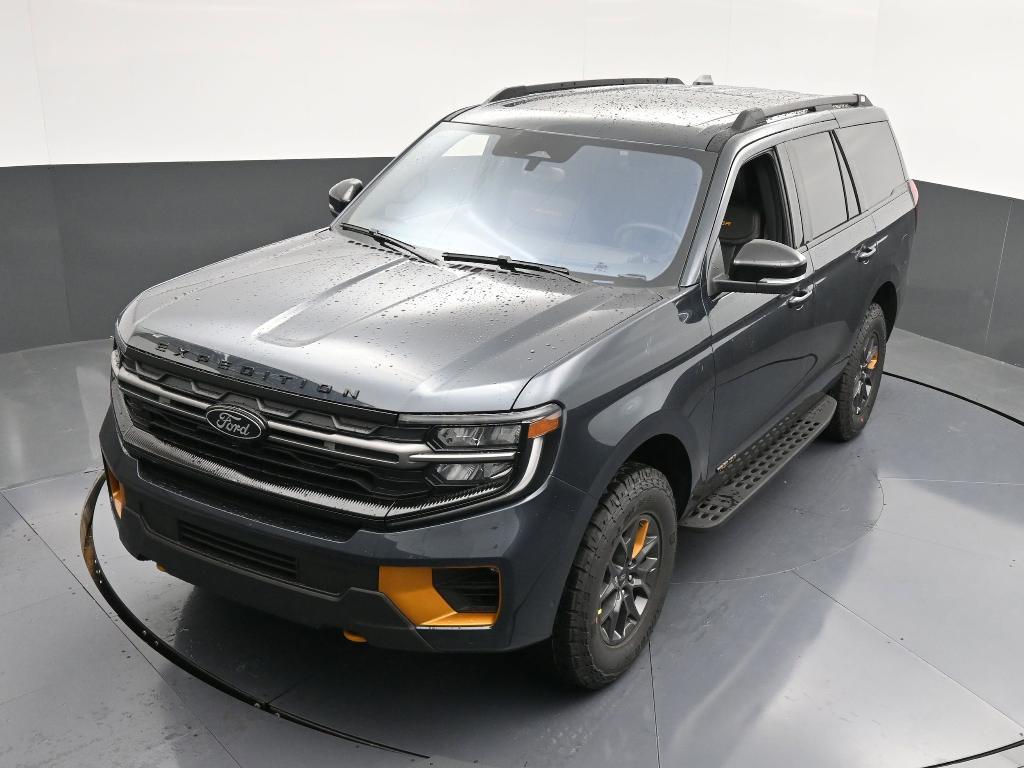 new 2025 Ford Expedition car, priced at $84,535