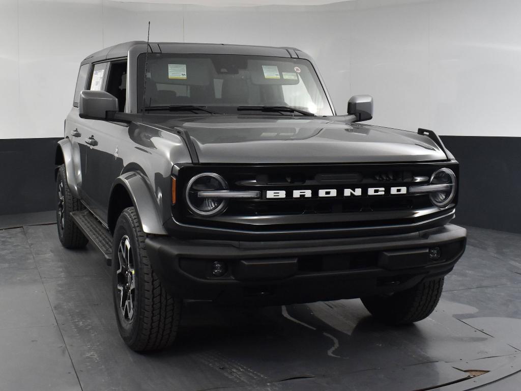 new 2024 Ford Bronco car, priced at $47,320