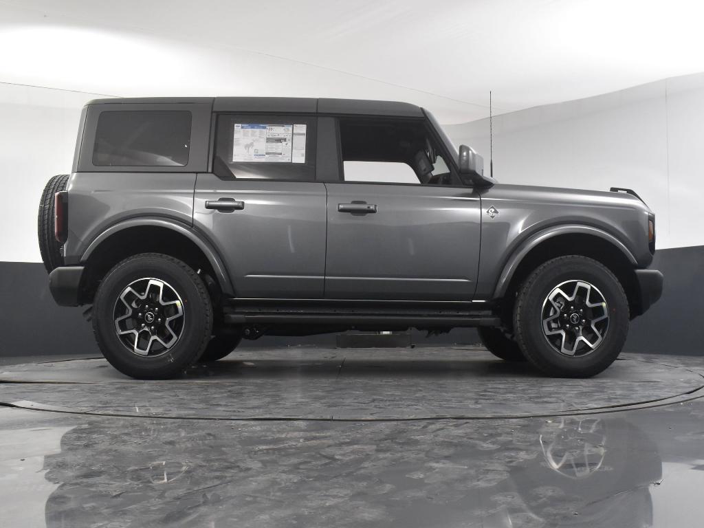 new 2024 Ford Bronco car, priced at $47,320