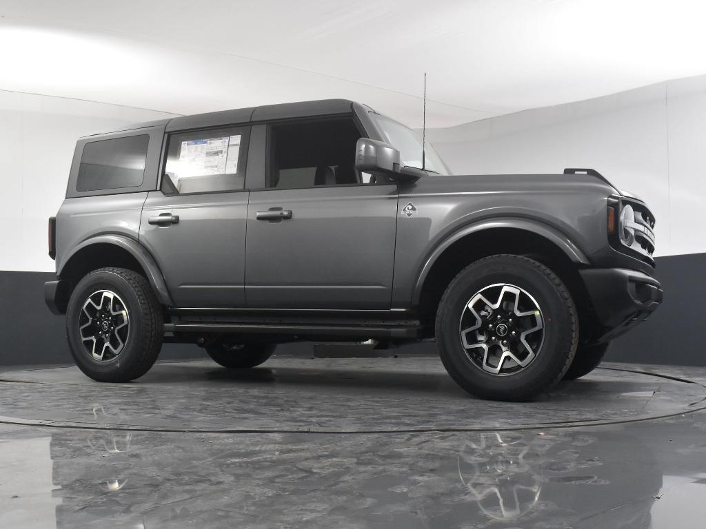 new 2024 Ford Bronco car, priced at $47,320