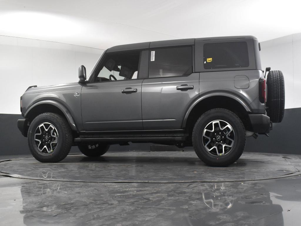 new 2024 Ford Bronco car, priced at $47,320