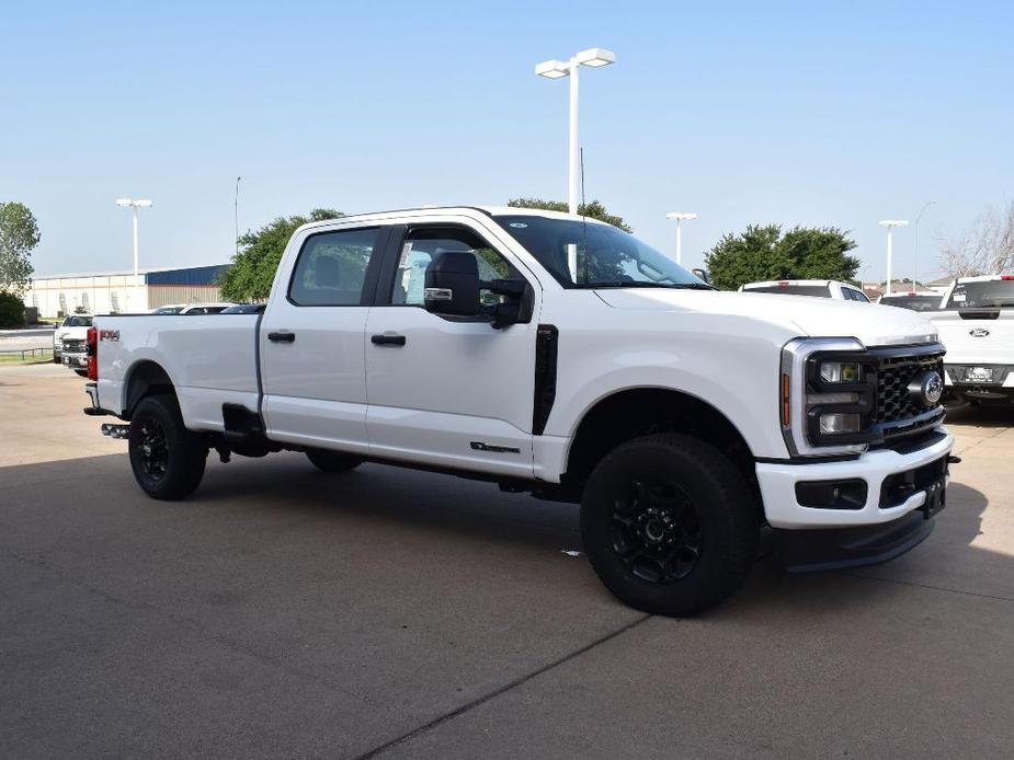 new 2024 Ford F-350 car, priced at $64,000