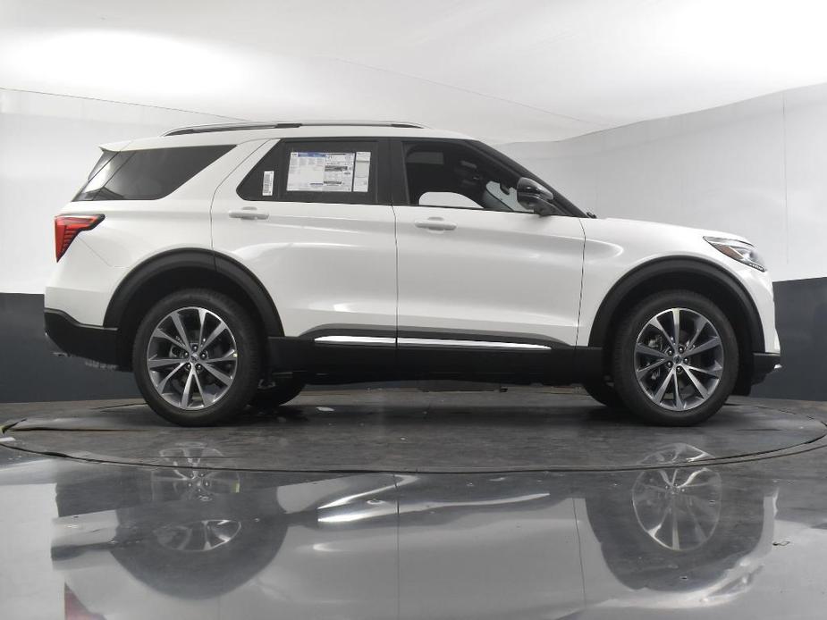 new 2025 Ford Explorer car, priced at $55,760