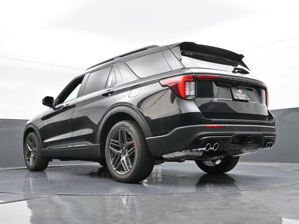 new 2025 Ford Explorer car, priced at $51,335