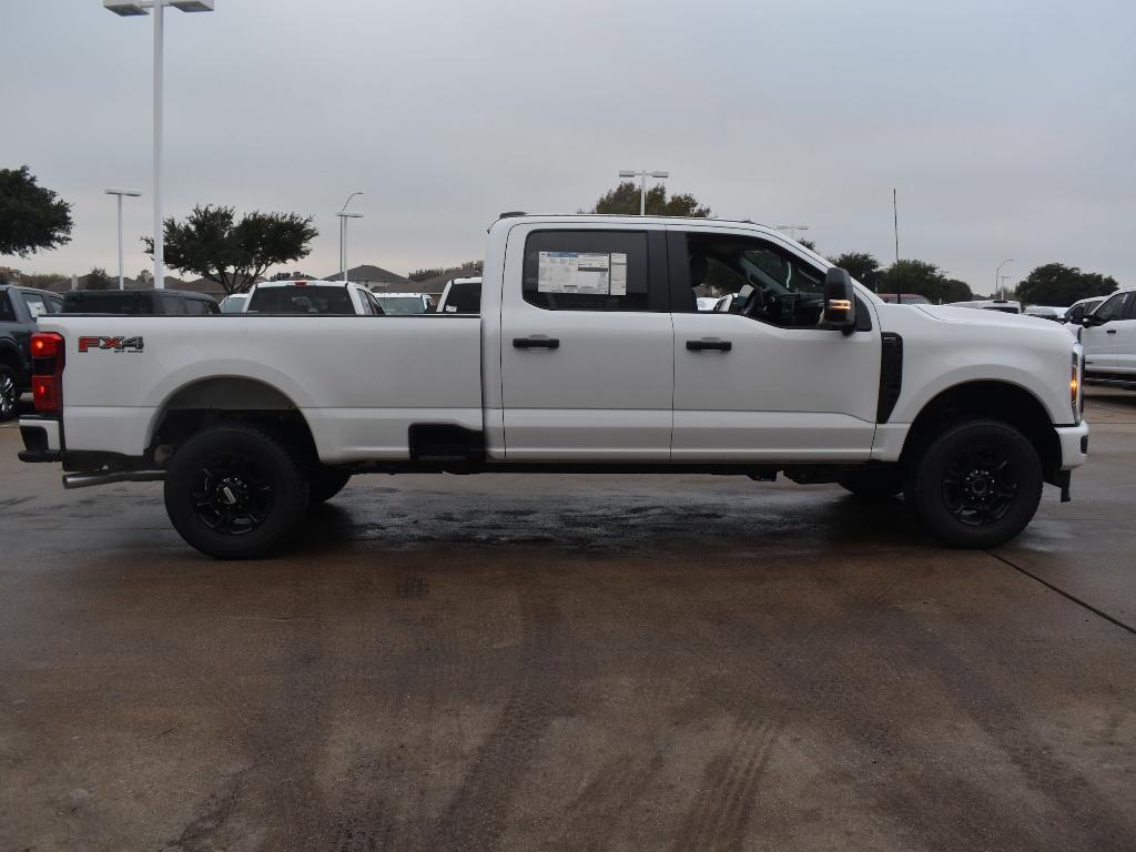 new 2024 Ford F-250 car, priced at $52,640