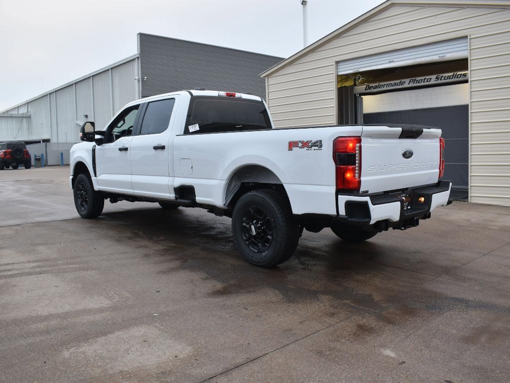 new 2024 Ford F-250 car, priced at $52,640