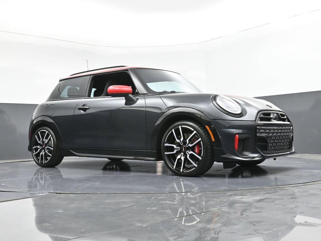 used 2025 MINI Hardtop car, priced at $37,994