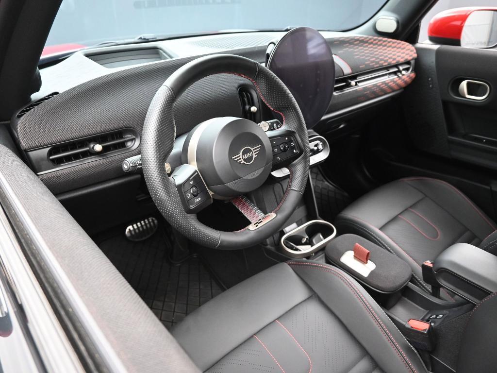 used 2025 MINI Hardtop car, priced at $37,994