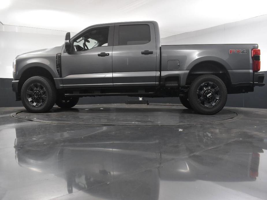 new 2024 Ford F-250 car, priced at $53,625