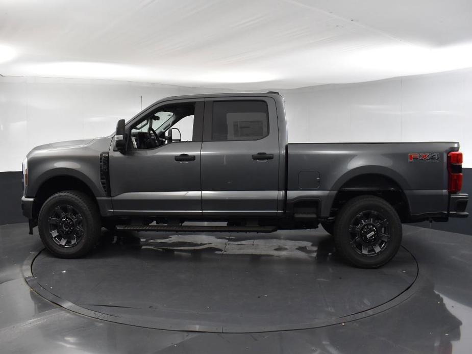 new 2024 Ford F-250 car, priced at $53,625