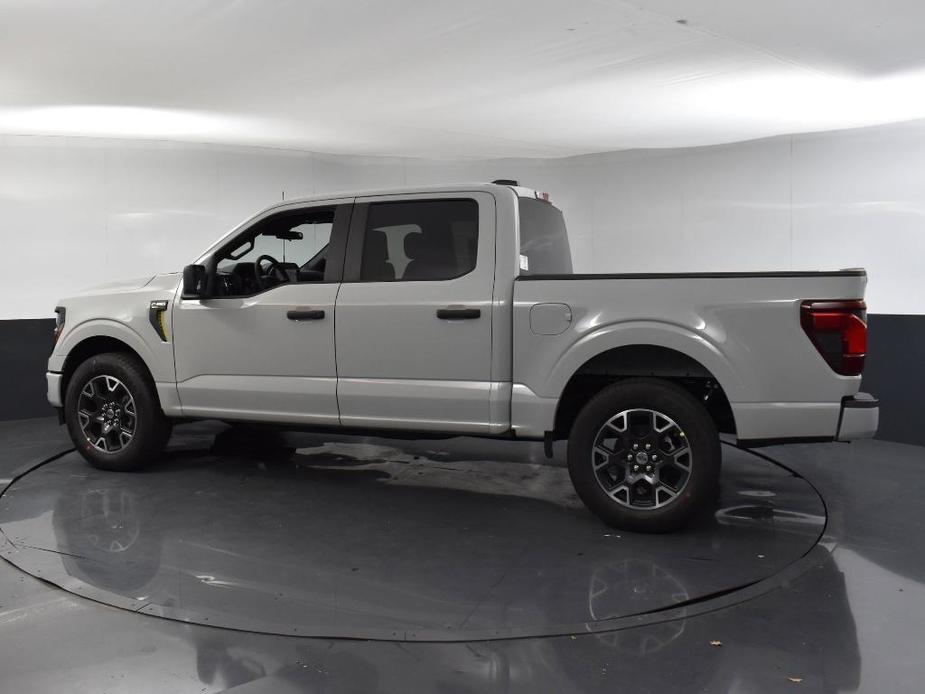 new 2024 Ford F-150 car, priced at $40,430