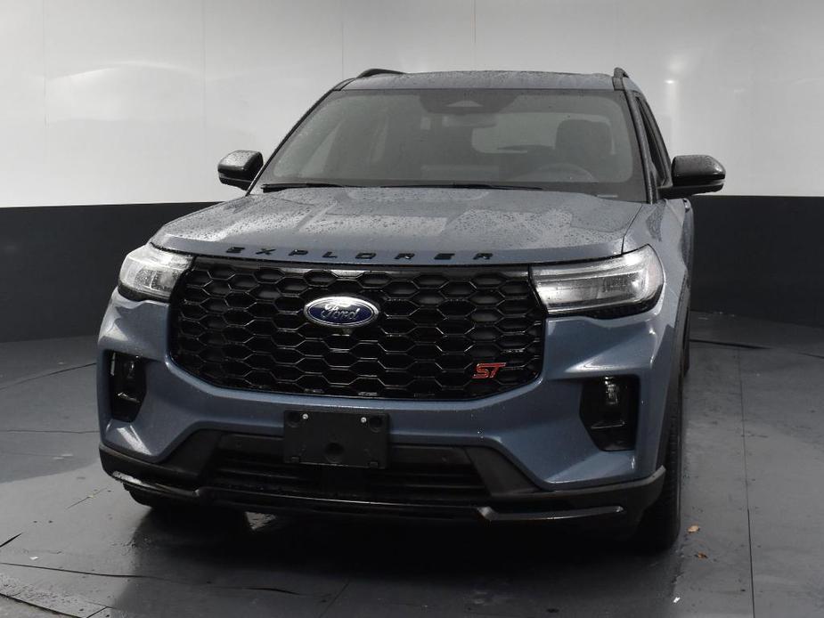 new 2025 Ford Explorer car, priced at $56,490