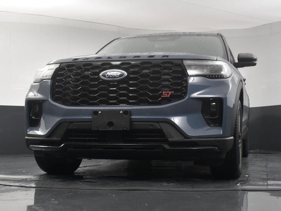 new 2025 Ford Explorer car, priced at $56,490