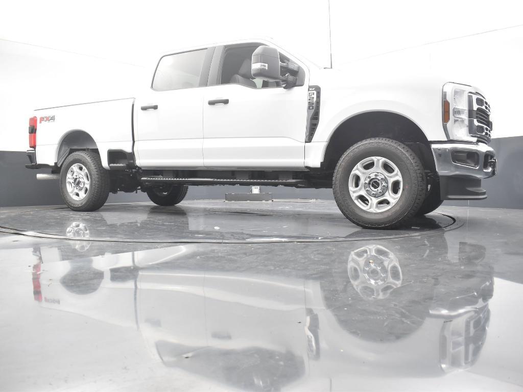 new 2025 Ford F-250 car, priced at $62,275