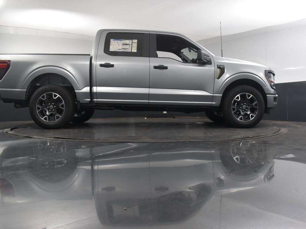 new 2024 Ford F-150 car, priced at $40,590