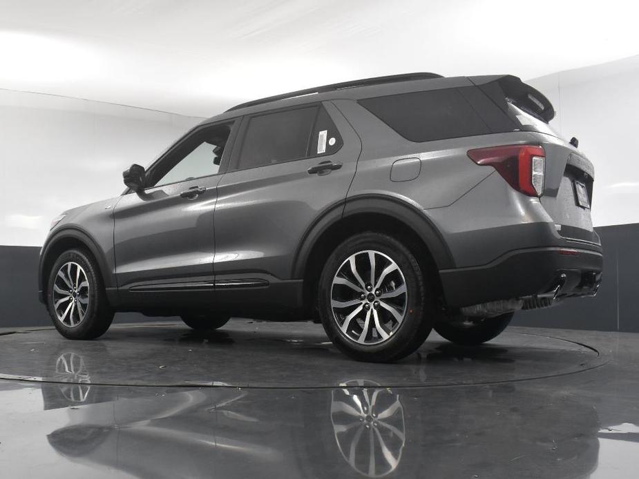 new 2024 Ford Explorer car, priced at $41,275