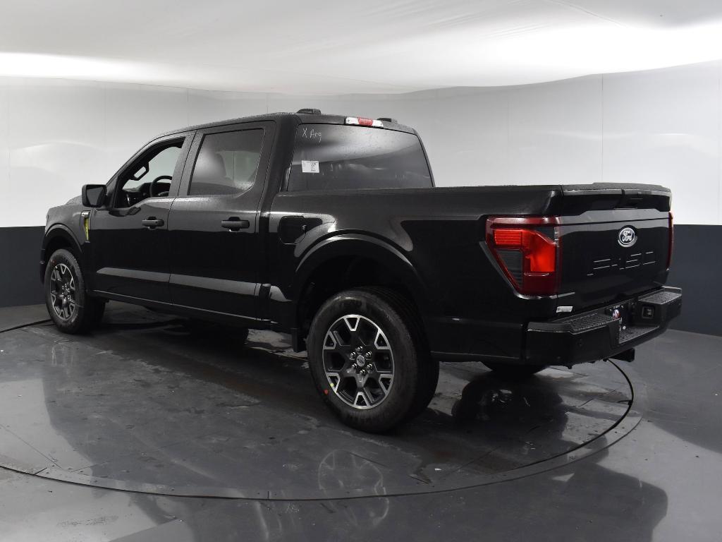 new 2024 Ford F-150 car, priced at $40,590