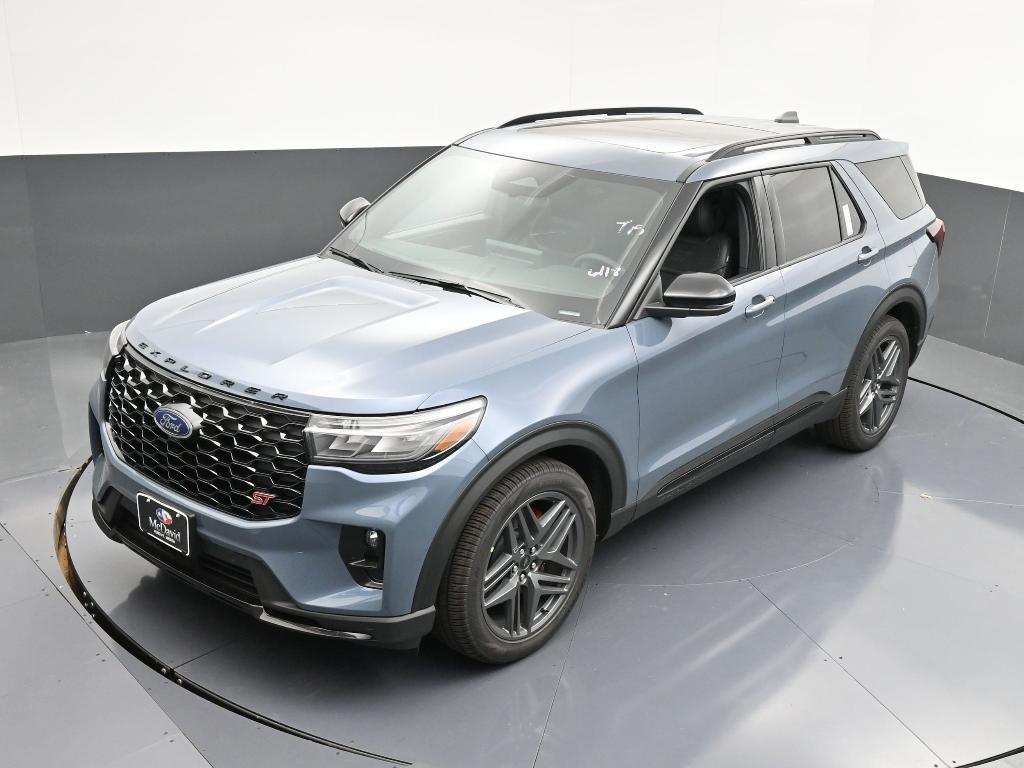 new 2025 Ford Explorer car, priced at $55,910
