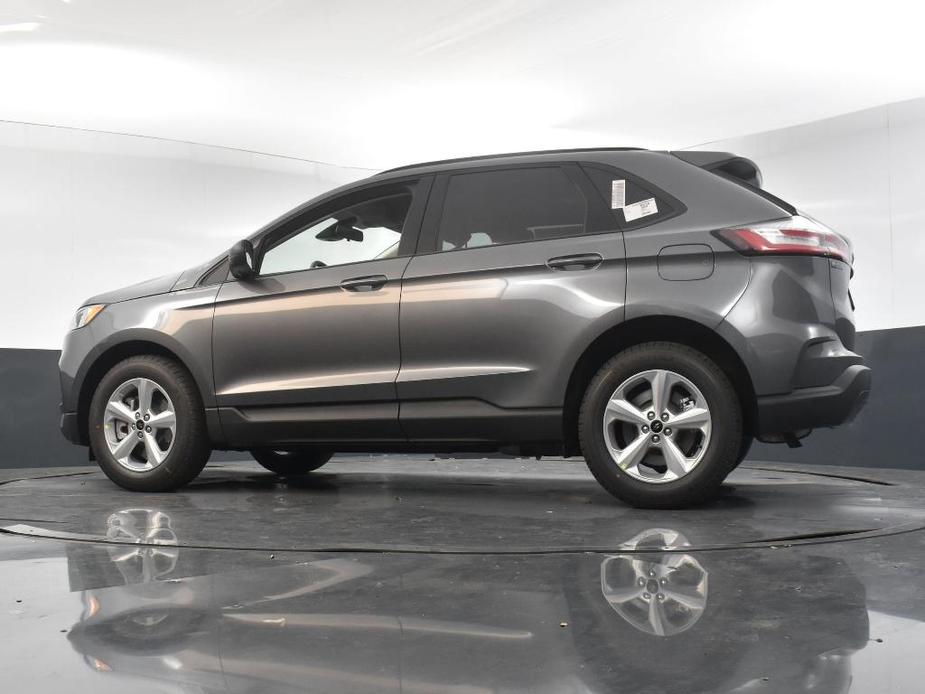 new 2024 Ford Edge car, priced at $29,425