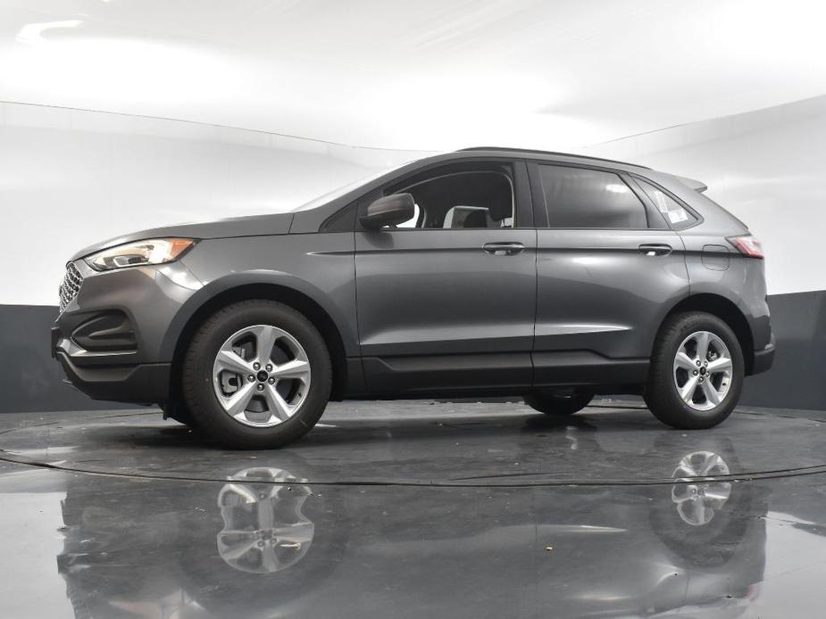 new 2024 Ford Edge car, priced at $29,425