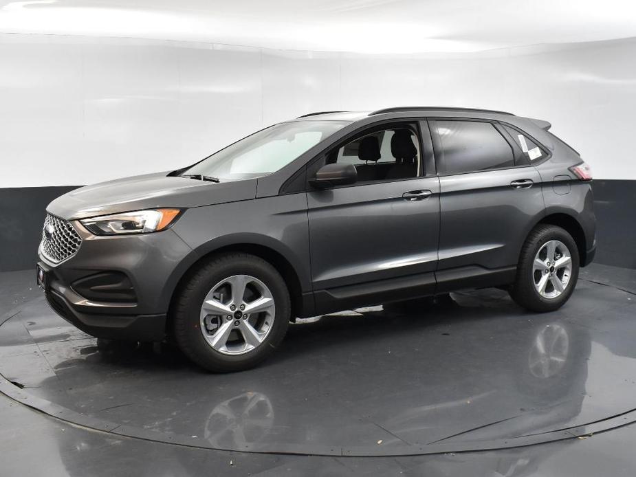 new 2024 Ford Edge car, priced at $29,425