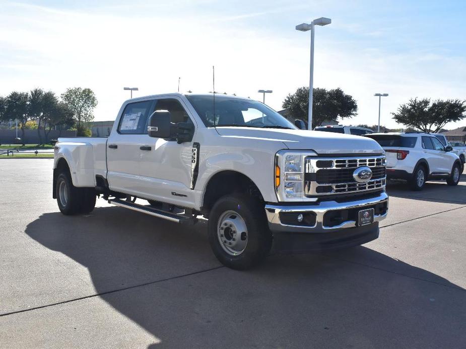 new 2024 Ford F-350 car, priced at $65,925