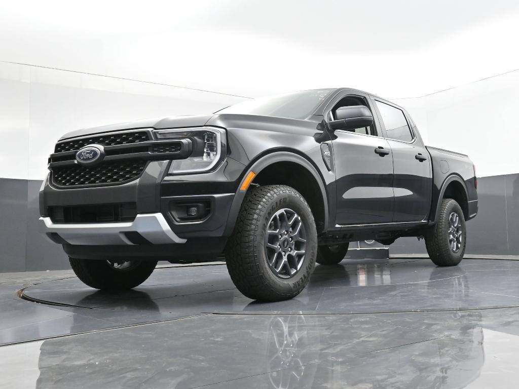new 2025 Ford Ranger car, priced at $32,981