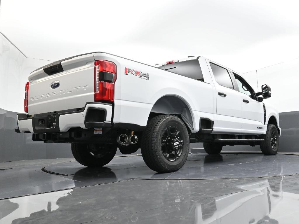new 2025 Ford F-250 car, priced at $72,895