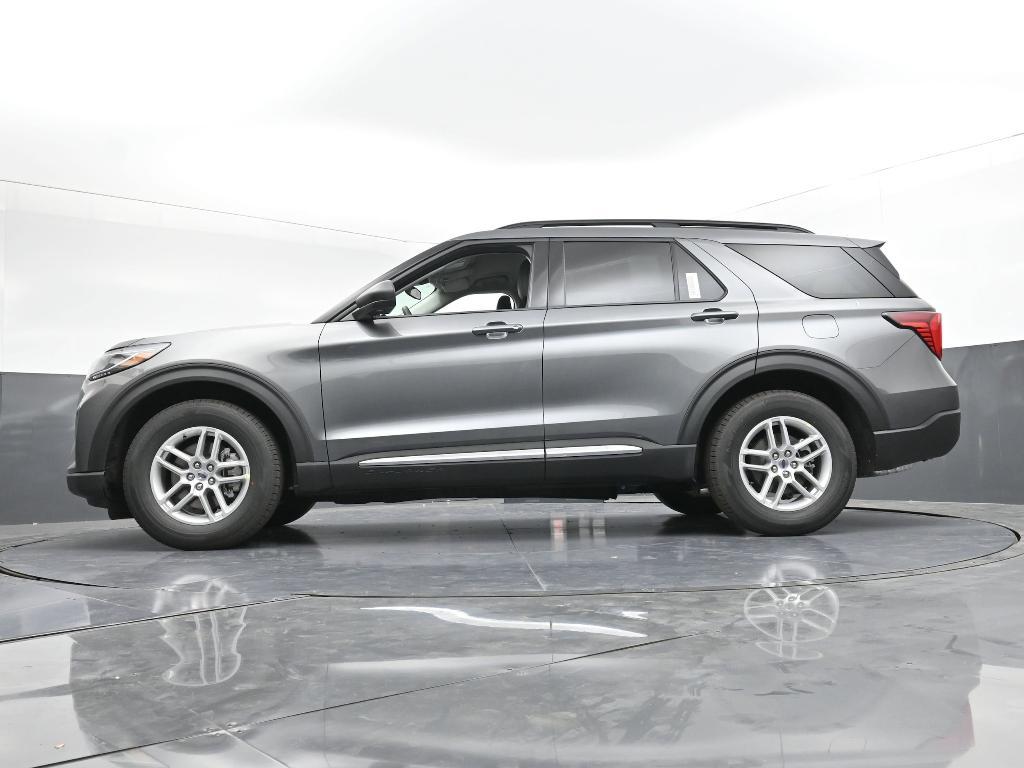 new 2025 Ford Explorer car, priced at $38,665