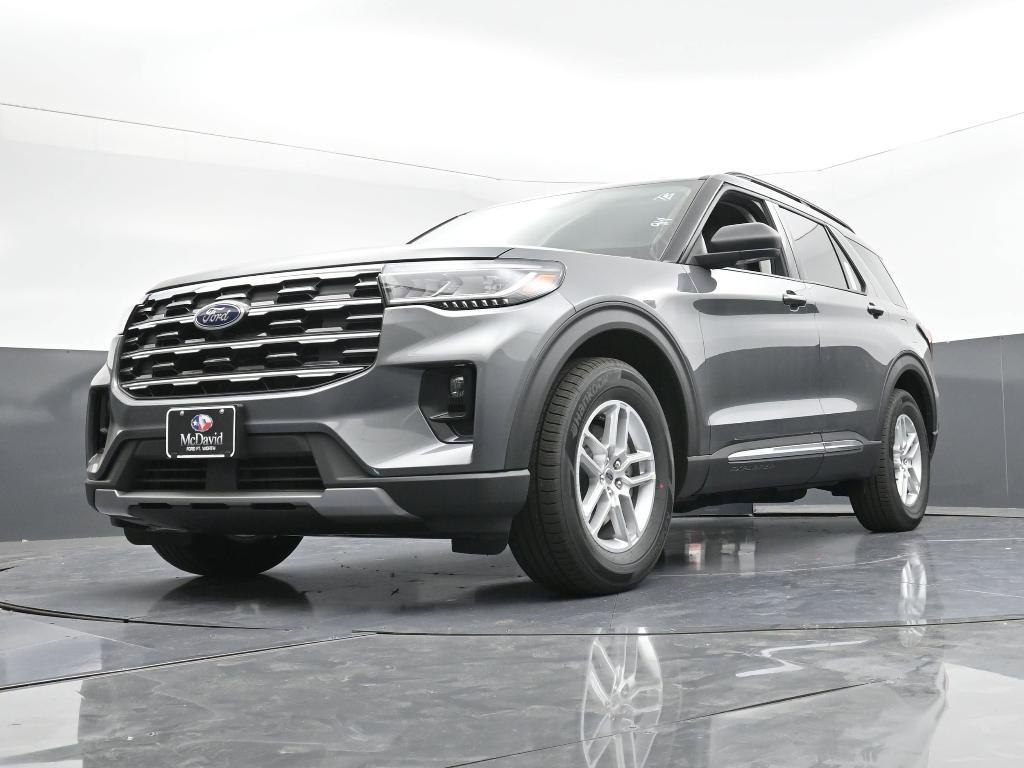 new 2025 Ford Explorer car, priced at $38,665