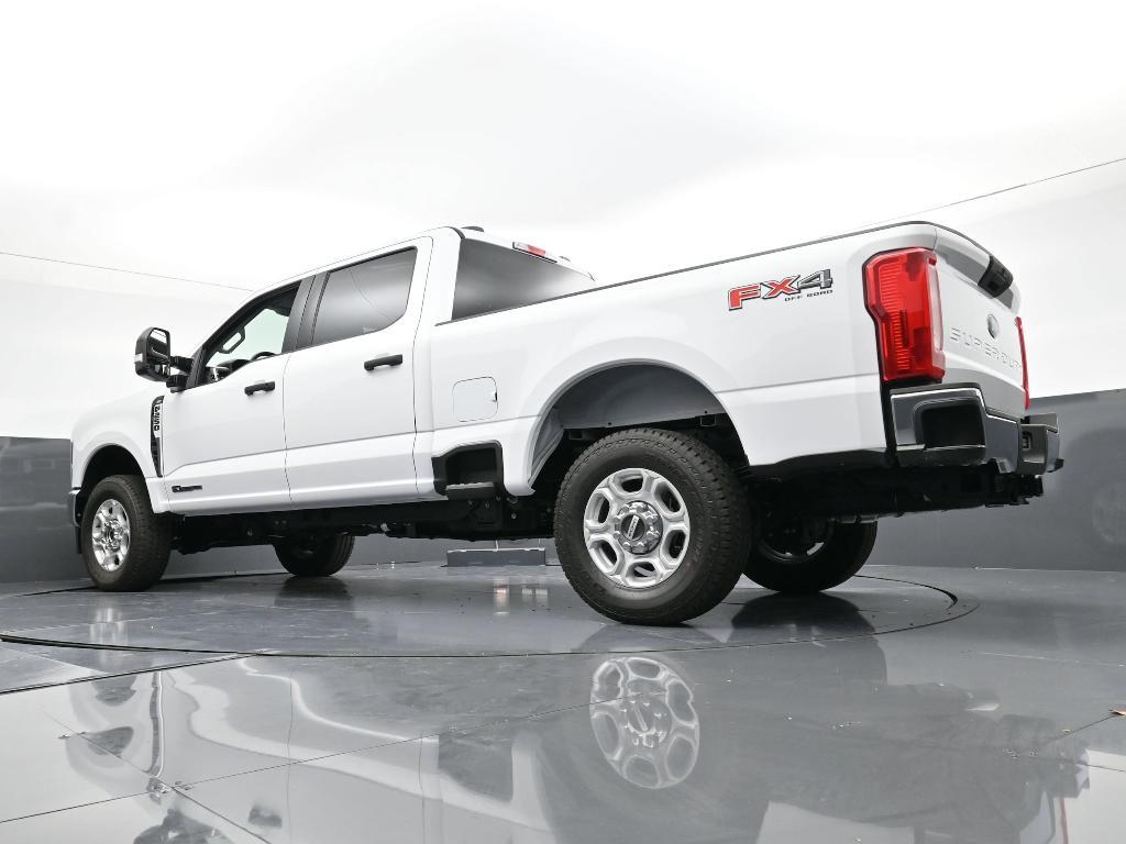 new 2025 Ford F-250 car, priced at $70,290