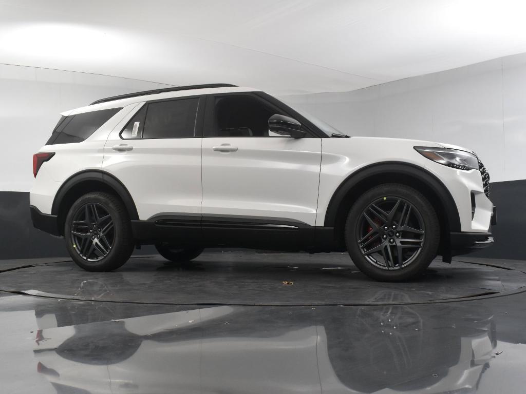 new 2025 Ford Explorer car, priced at $56,590