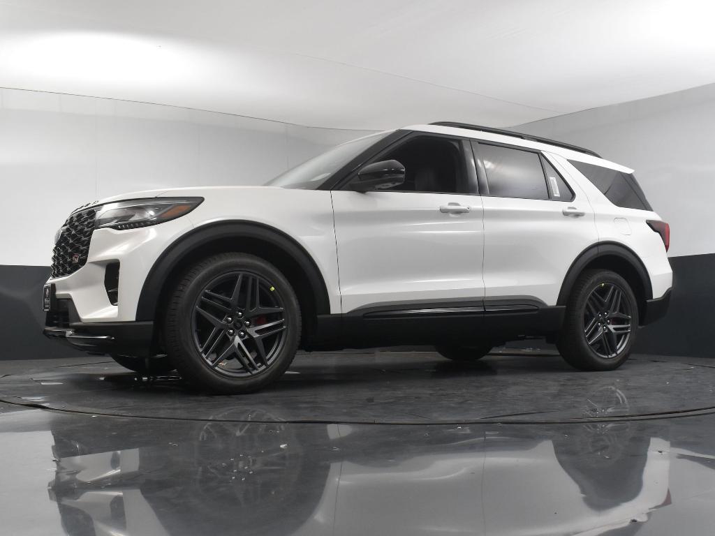 new 2025 Ford Explorer car, priced at $56,590