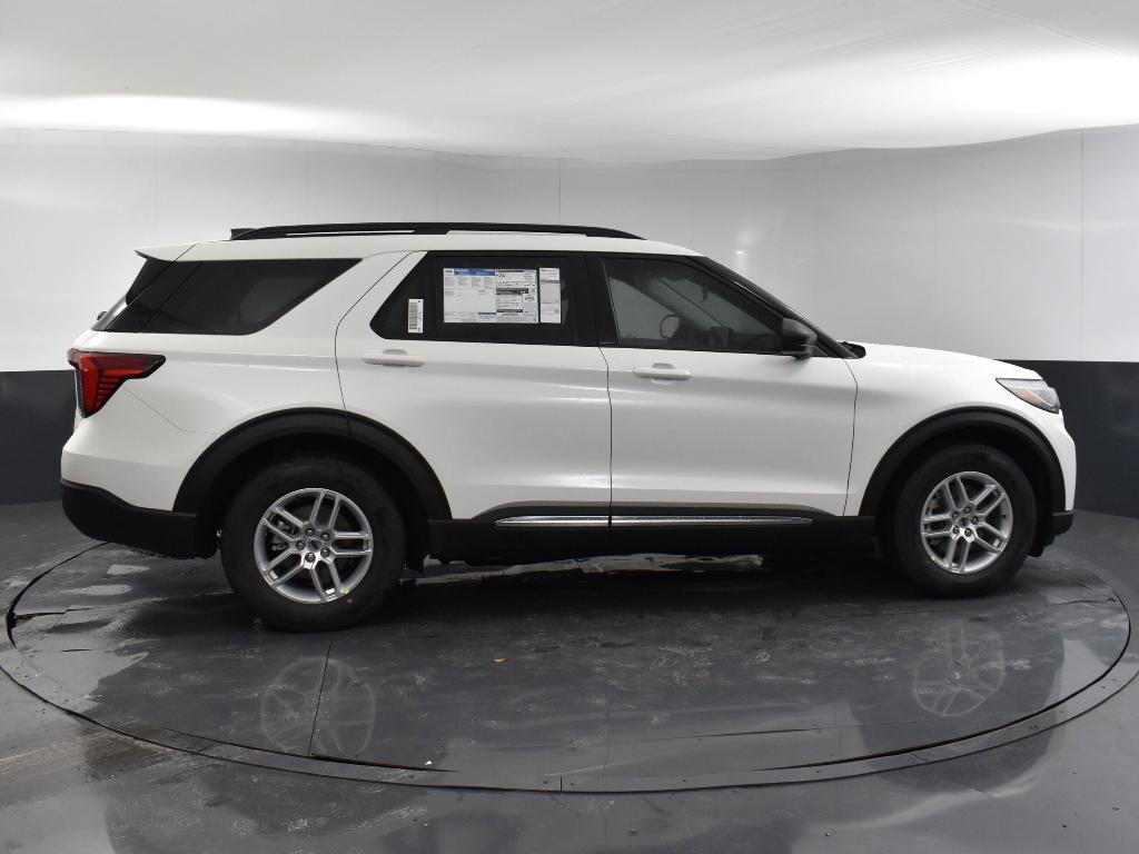 new 2025 Ford Explorer car, priced at $37,245