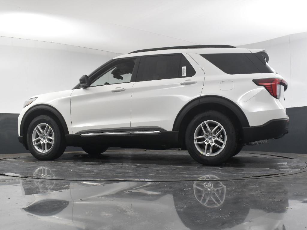 new 2025 Ford Explorer car, priced at $37,245